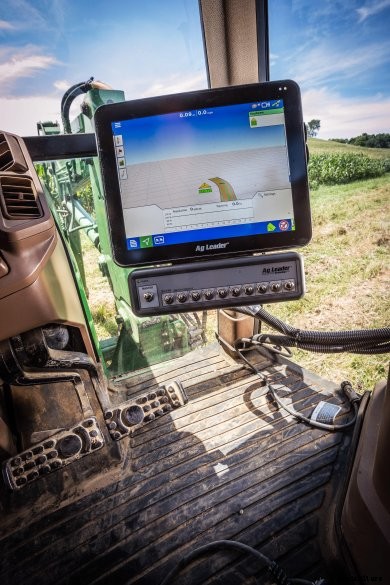 Ag Leader&#039;s InCommand 1200 display.